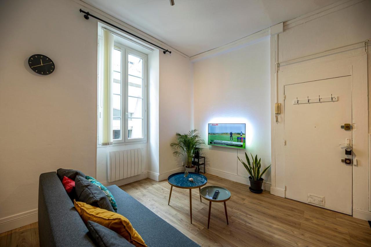 Coeur De Ville, Magnifique Appartement + Parking Pau Eksteriør bilde