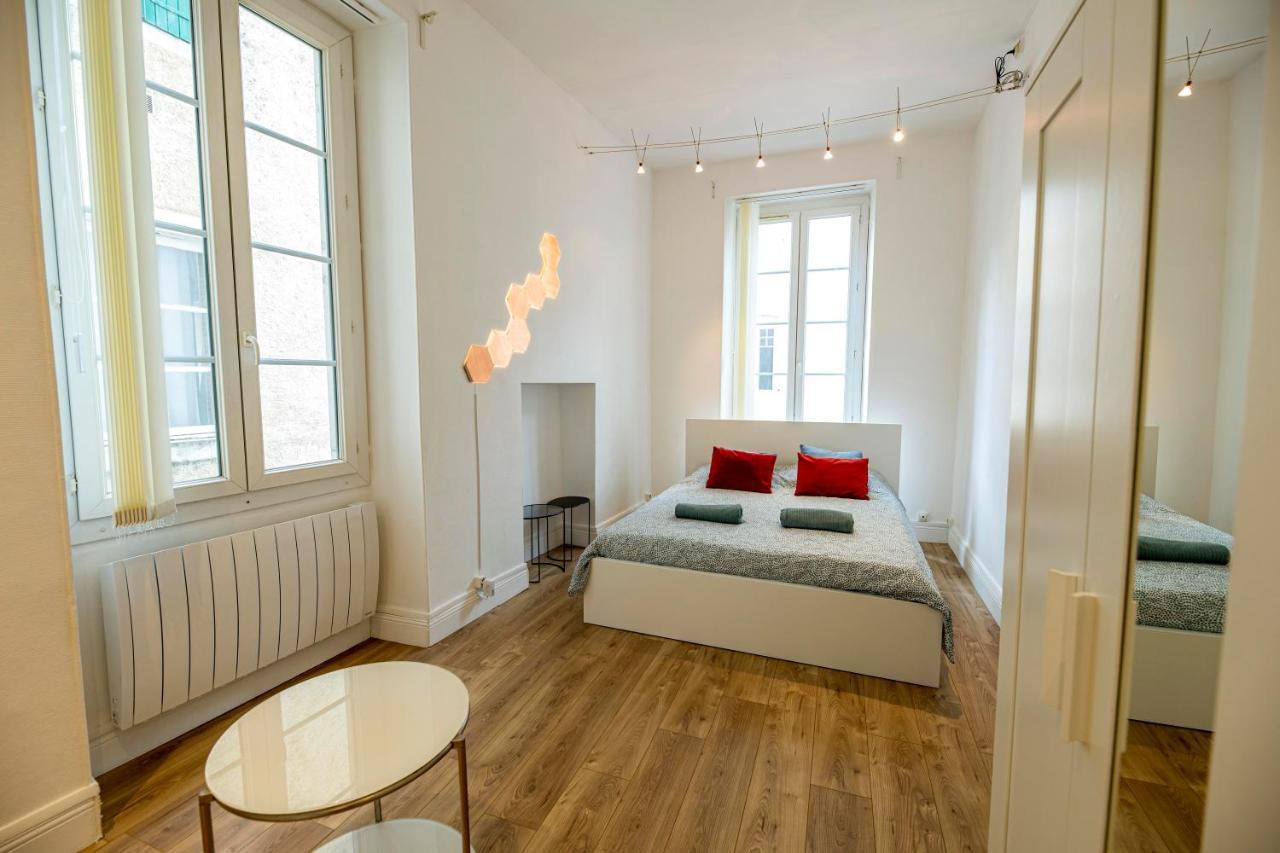 Coeur De Ville, Magnifique Appartement + Parking Pau Eksteriør bilde