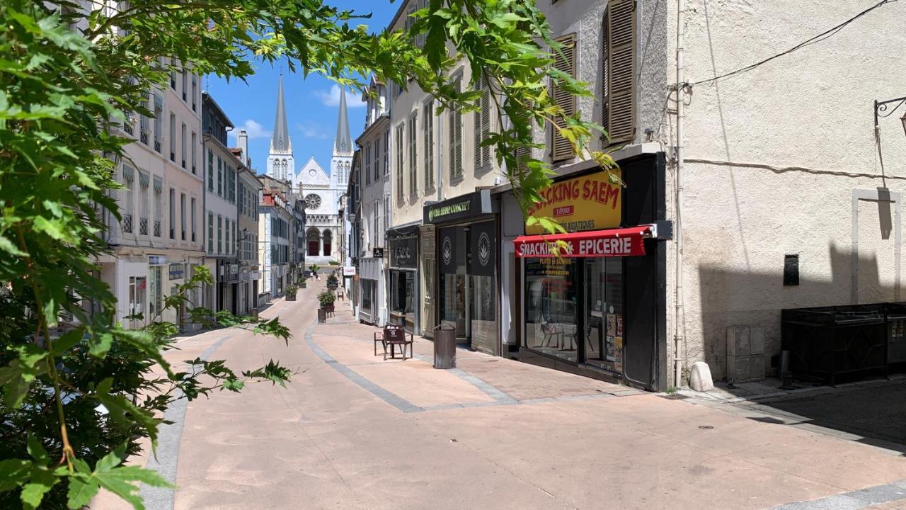 Coeur De Ville, Magnifique Appartement + Parking Pau Eksteriør bilde